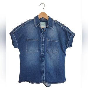 Love Trends Button-down Relaxed Fit Denim Shirt Size S NEW